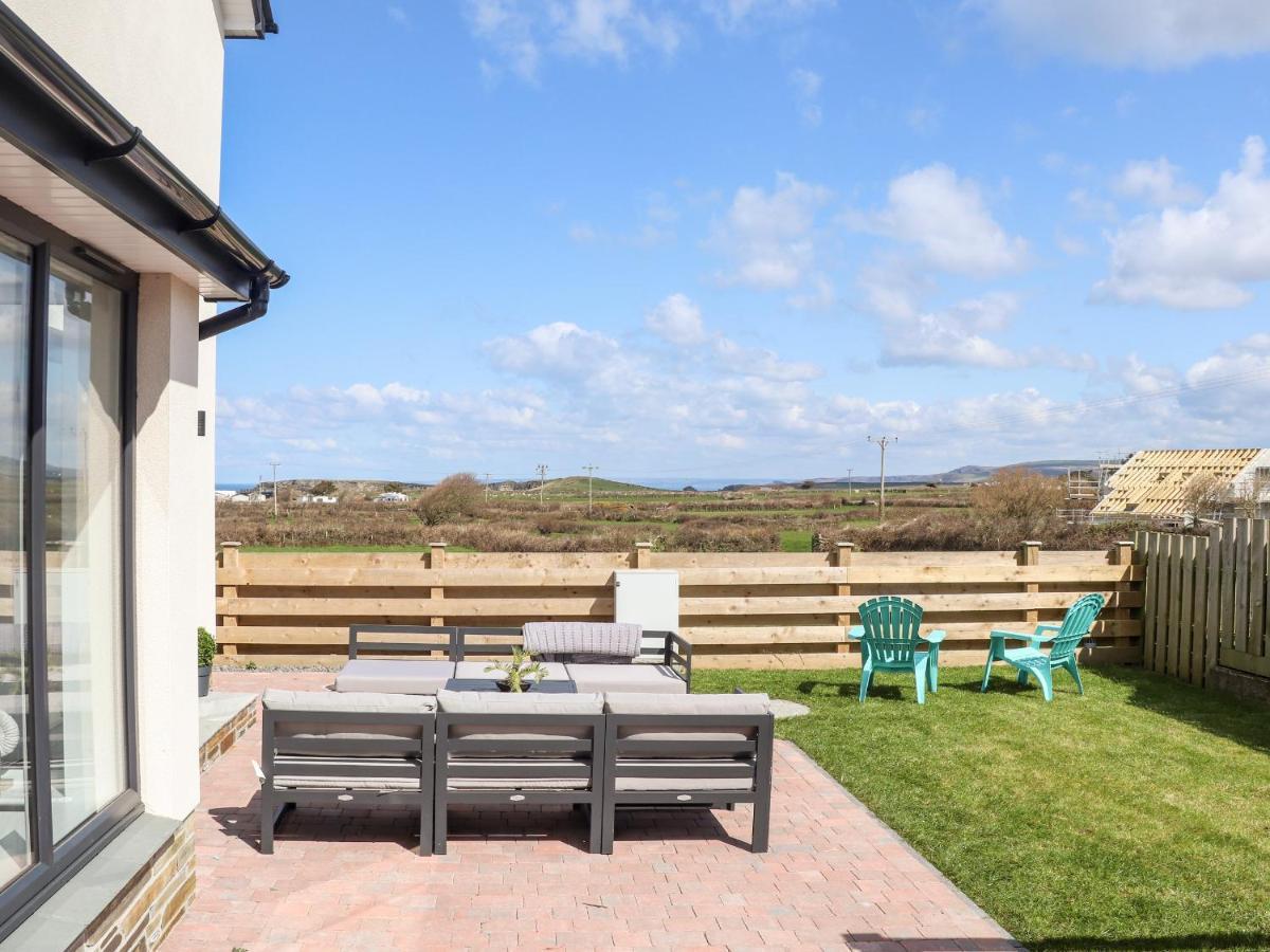 Amal Anpras Villa Tintagel Bagian luar foto